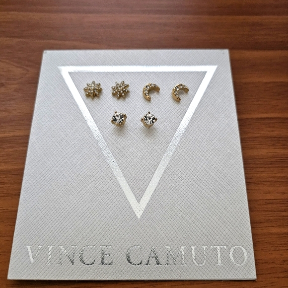 Vince Camuto Earrings with cosmetic bag - Picture 1 of 5